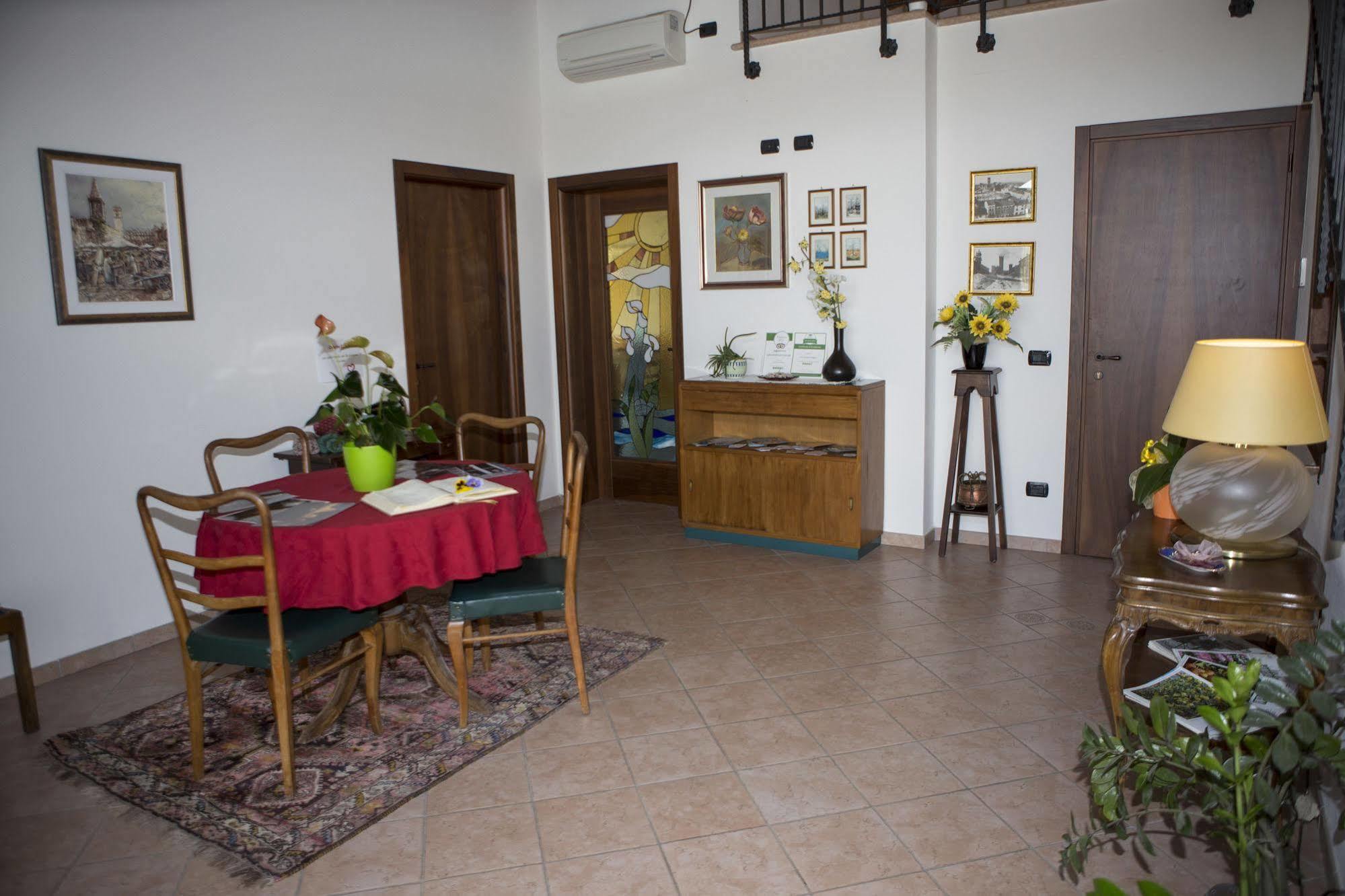 Agriturismo Alle Quattro Stagioni Verona Exterior photo